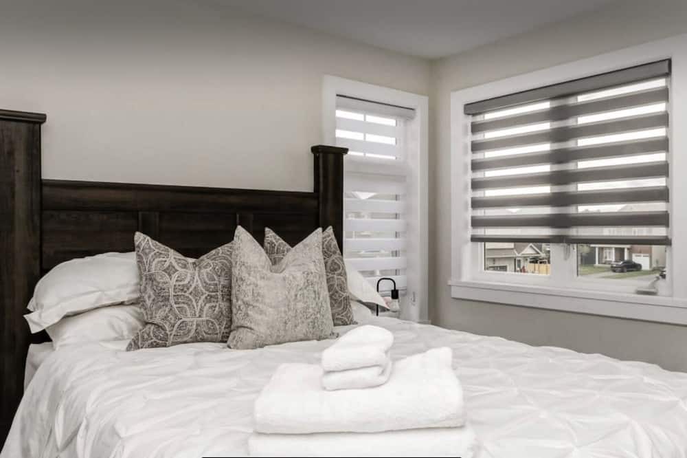 Photo of Bedroom in Carleton Place