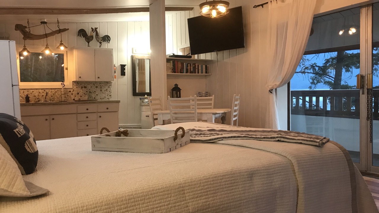 Photo of Bedroom in Central Kootenay