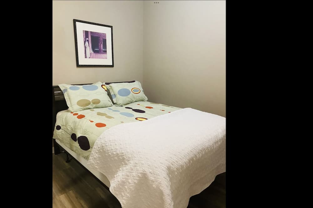 Photo of Bedroom in Kelowna Central Business District