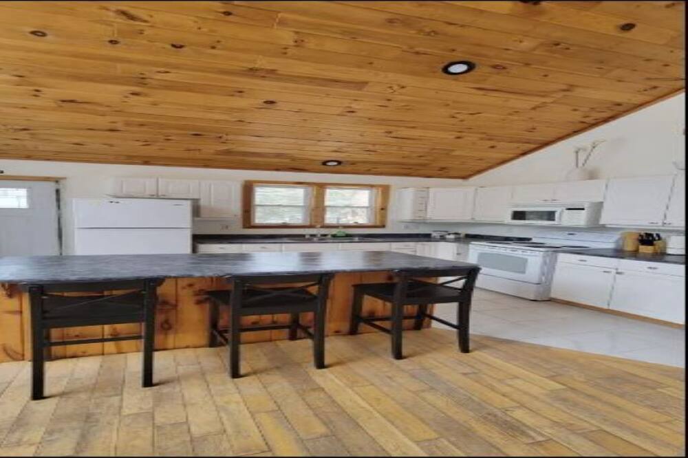 Photo of Kitchen in Bardsville