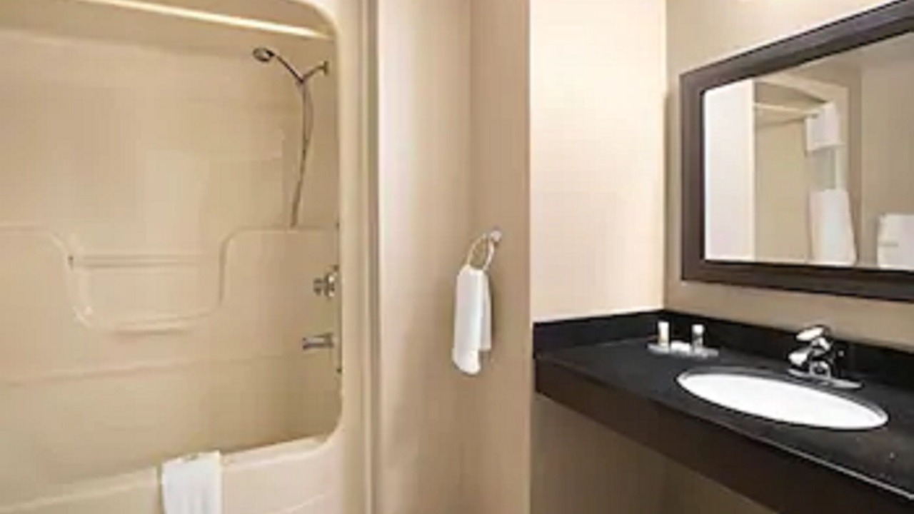 Photo of Bathroom in Stouffville