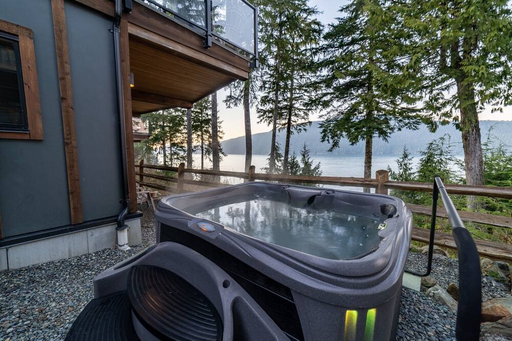 Photo of Outdoor in Port Renfrew