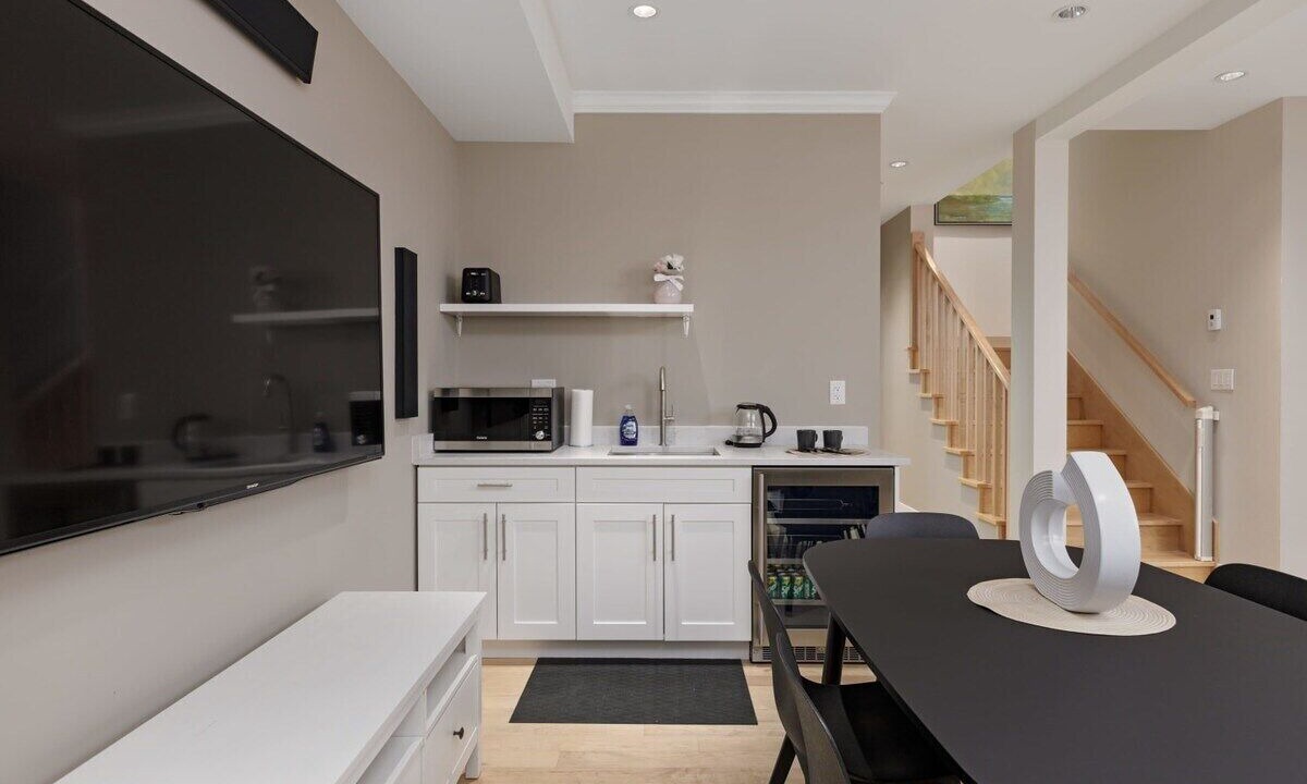 Photo of Kitchen in Lower Lonsdale
