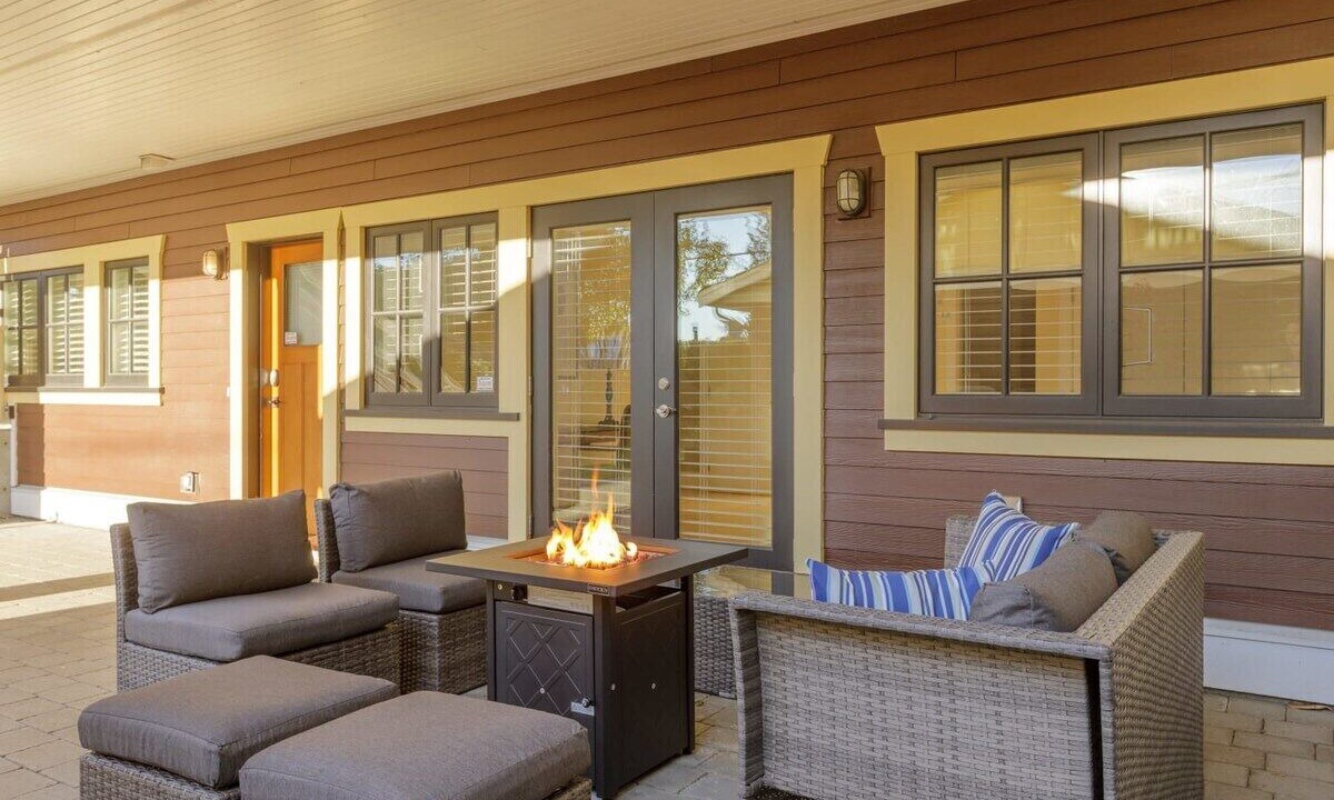 Photo of Patio Balcony in Lower Lonsdale