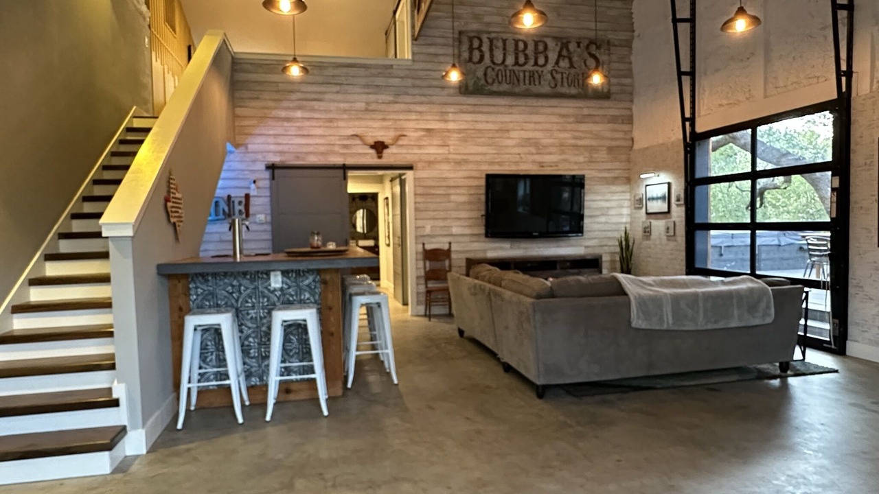 Photo of Livingroom in Austin