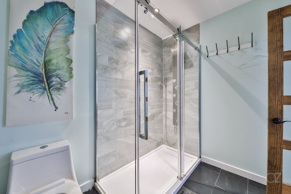 Photo of Bathroom in Saint Donat