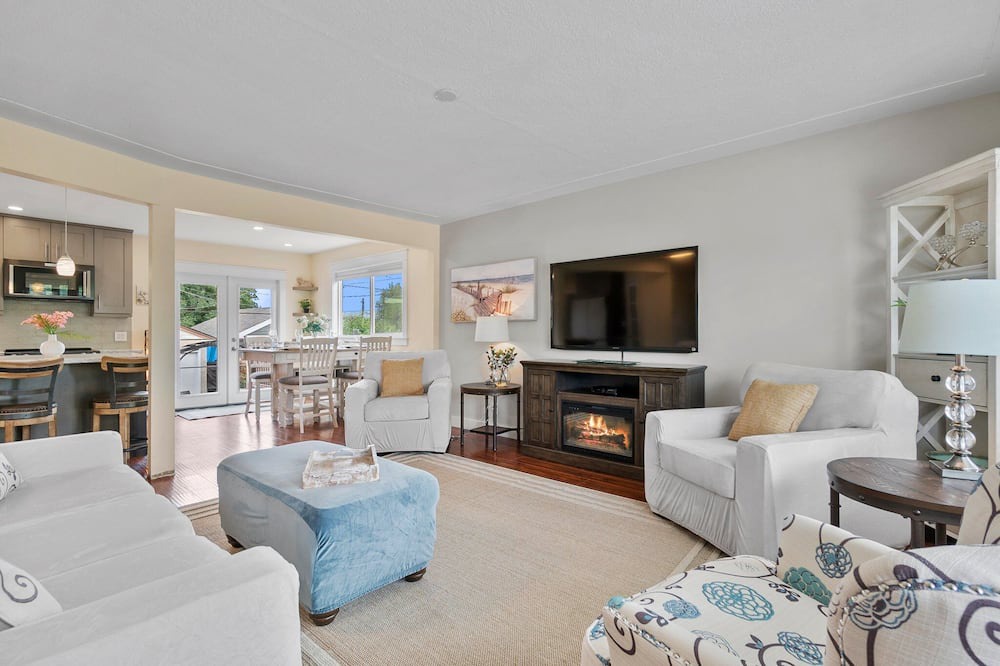 Photo of Livingroom in North End