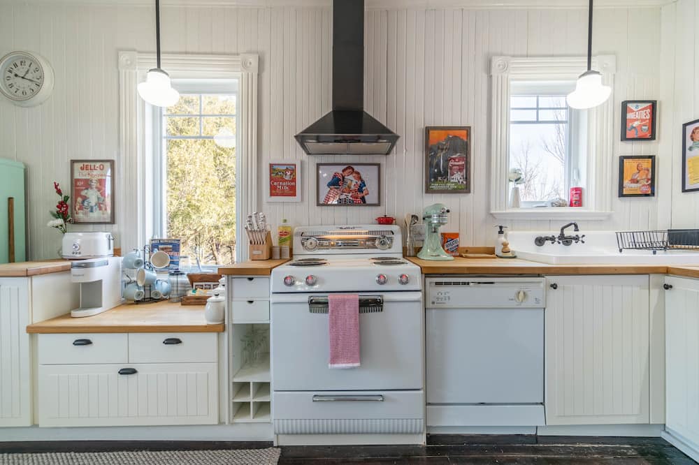 Photo of Kitchen in Brebeuf