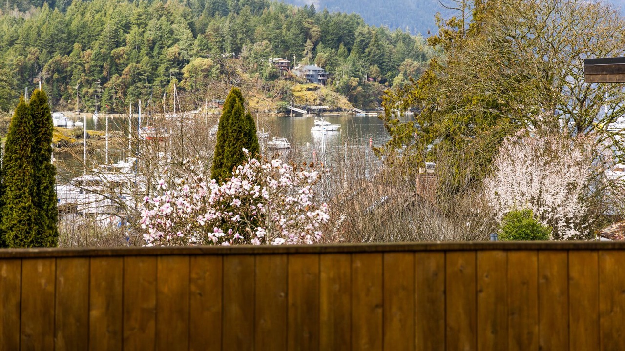 Photo of Outdoor in Brentwood Bay