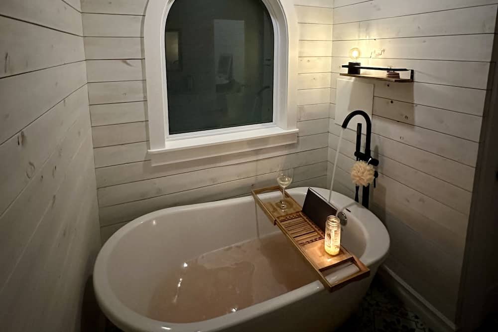 Photo of Bathroom in Norris Point