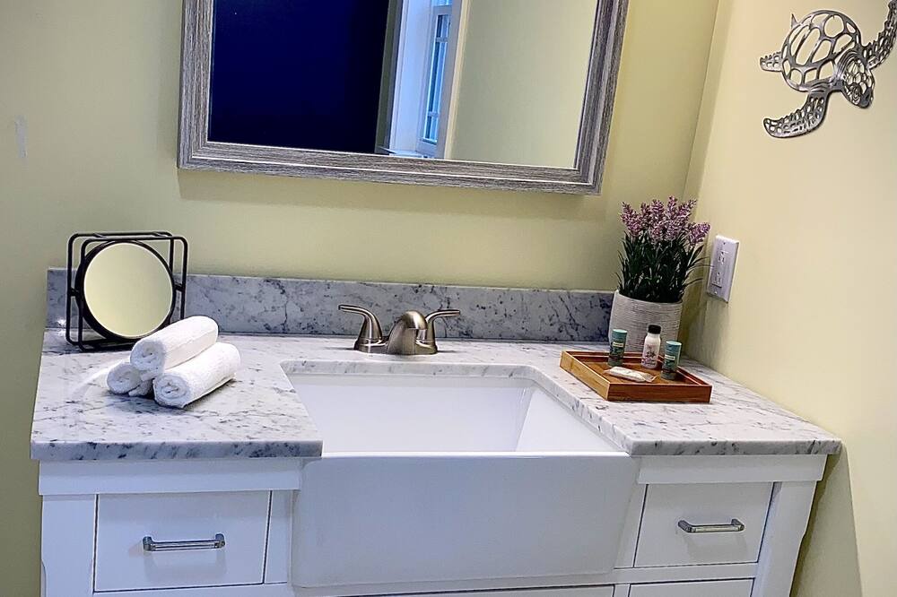 Photo of Bathroom in Brigus
