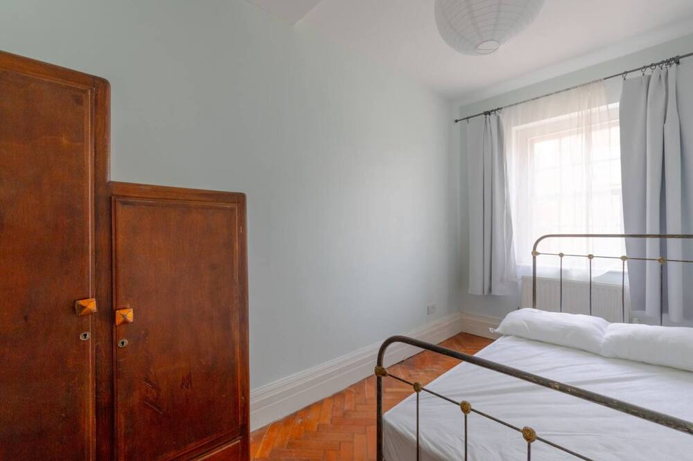 Photo of Bedroom in Stoke Newington