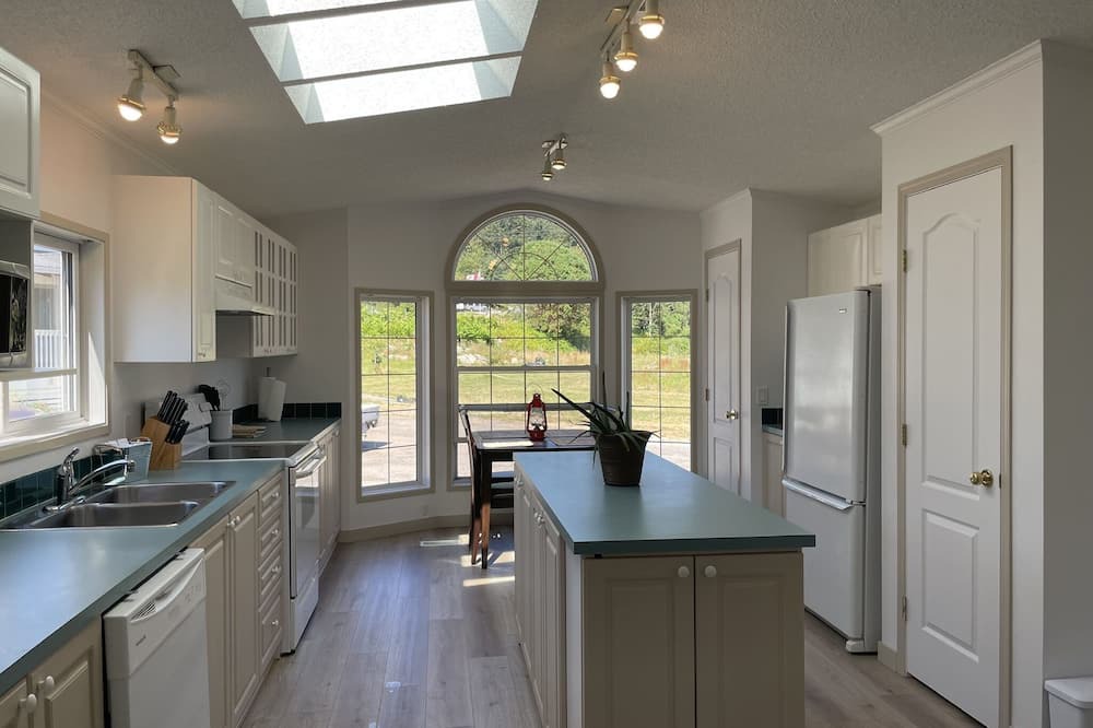 Photo of Kitchen in Mill Bay