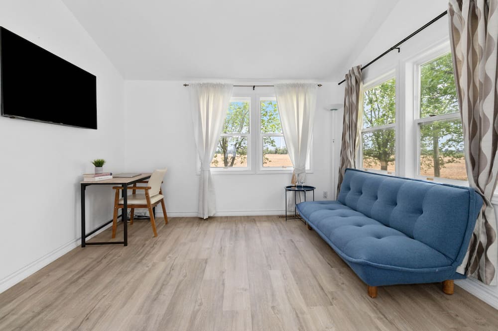 Photo of Livingroom in Lowbanks