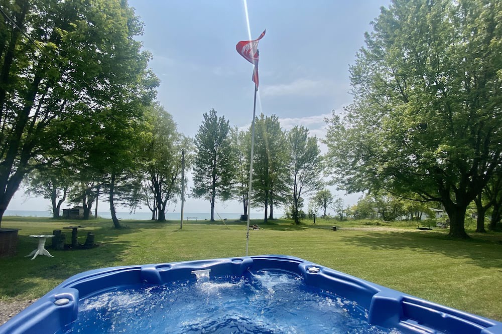Photo of Outdoor in Lowbanks