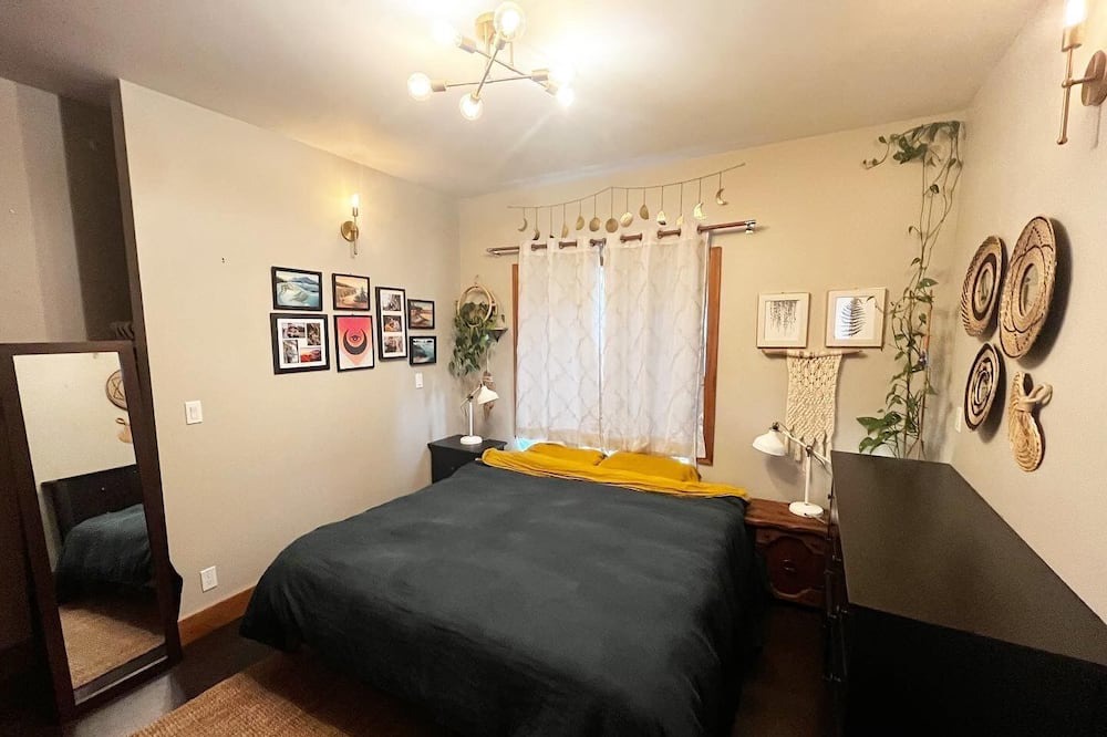 Photo of Bedroom in Juan de Fuca Electoral Area