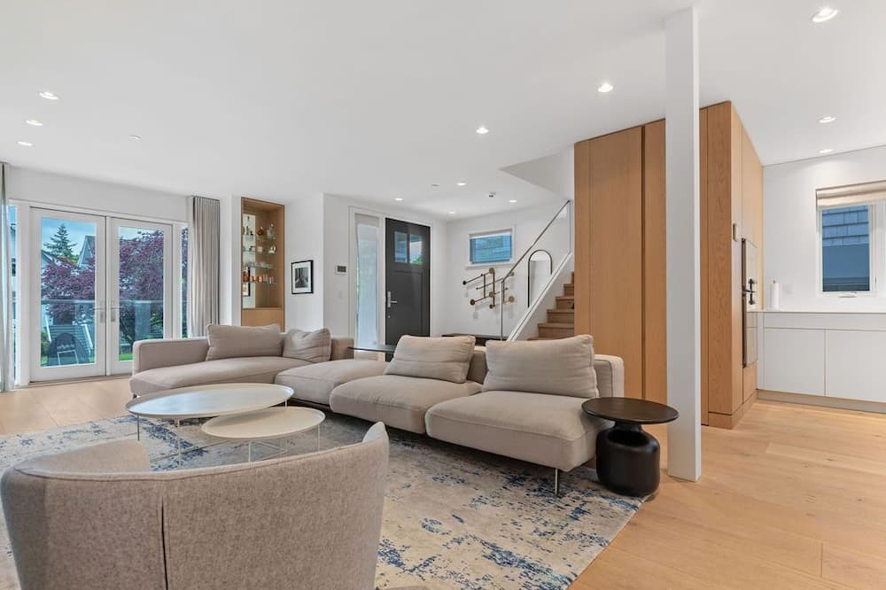 Photo of Livingroom in Kitsilano