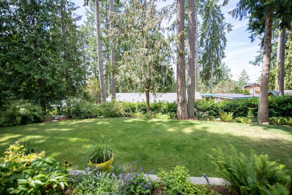 Photo of Outdoor in Madeira Park