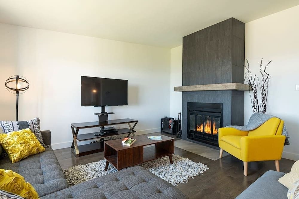 Photo of Livingroom in Pointe-au-Pic