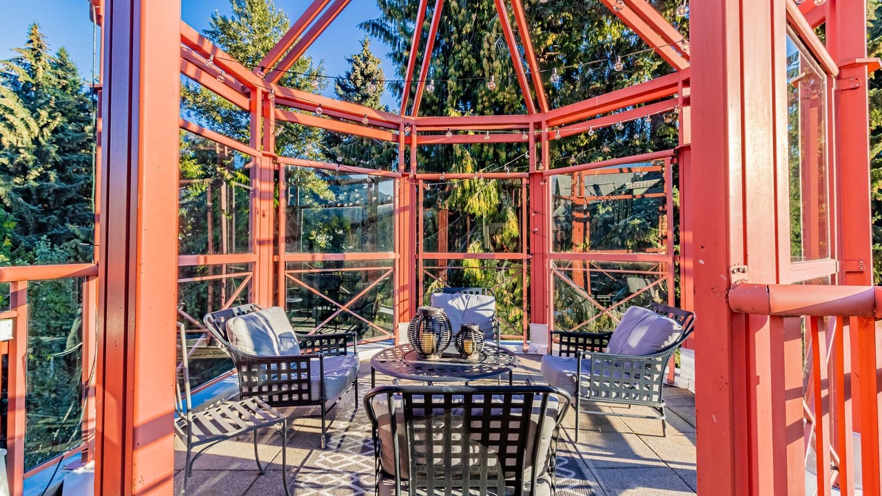 Photo of Patio Balcony in Village North