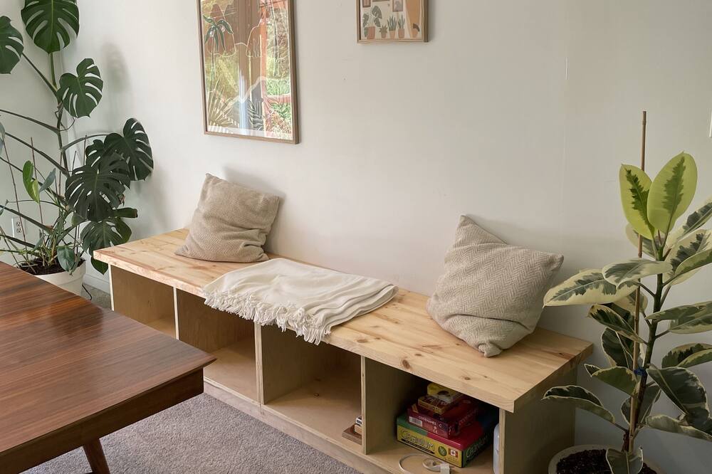 Photo of Livingroom in North Cowichan