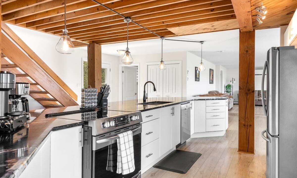 Photo of Kitchen in Carrying Place