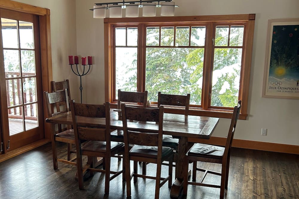 Photo of Others in Whistler Cay Estates