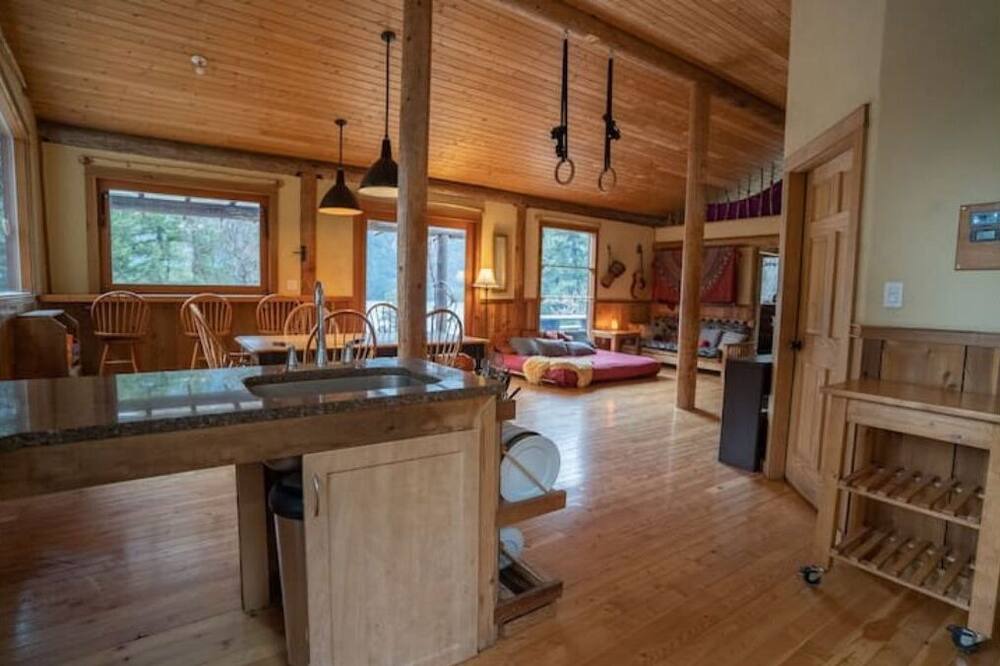 Photo of Kitchen in Seton Portage