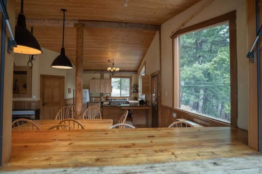 Photo of Kitchen in Seton Portage