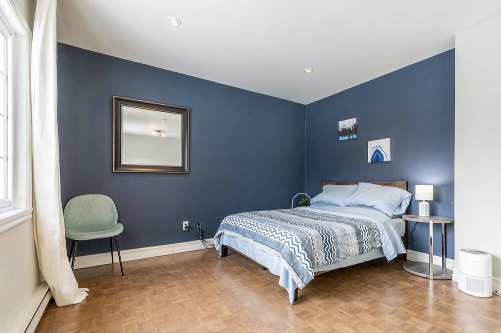 Photo of Bedroom in Brossard