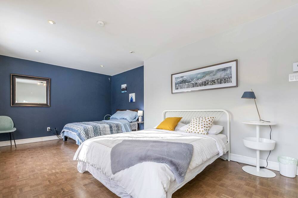 Photo of Bedroom in Brossard