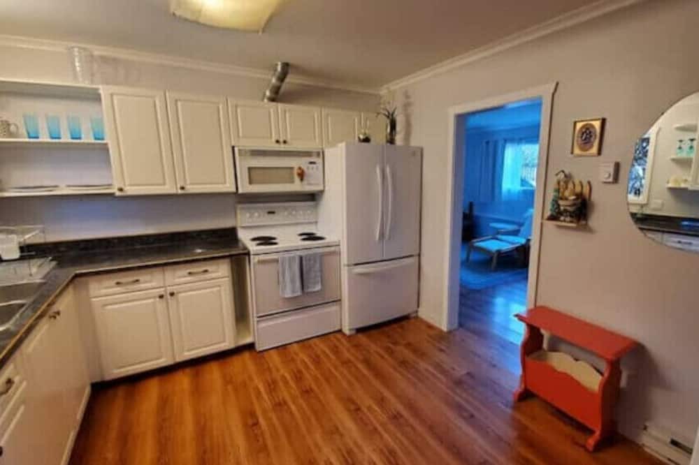 Photo of Kitchen in Crofton