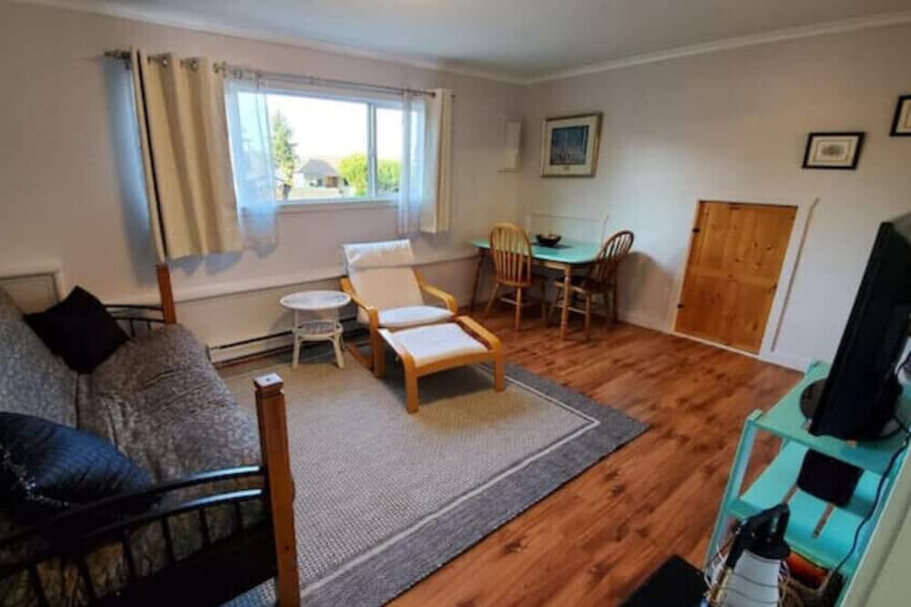 Photo of Livingroom in Crofton