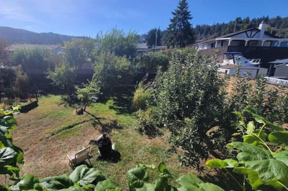 Photo of Outdoor in Crofton