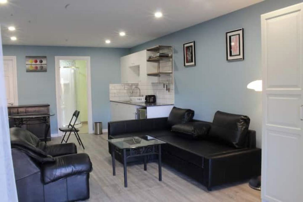 Photo of Livingroom in West Porpoise Bay