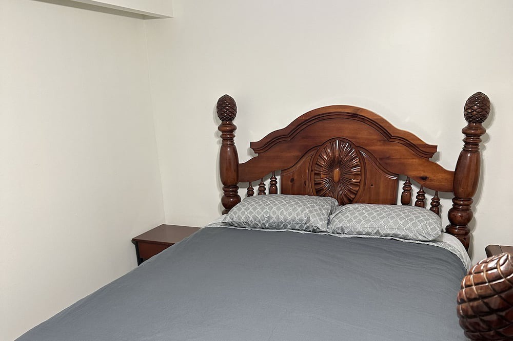 Photo of Bedroom in Sauble Beach