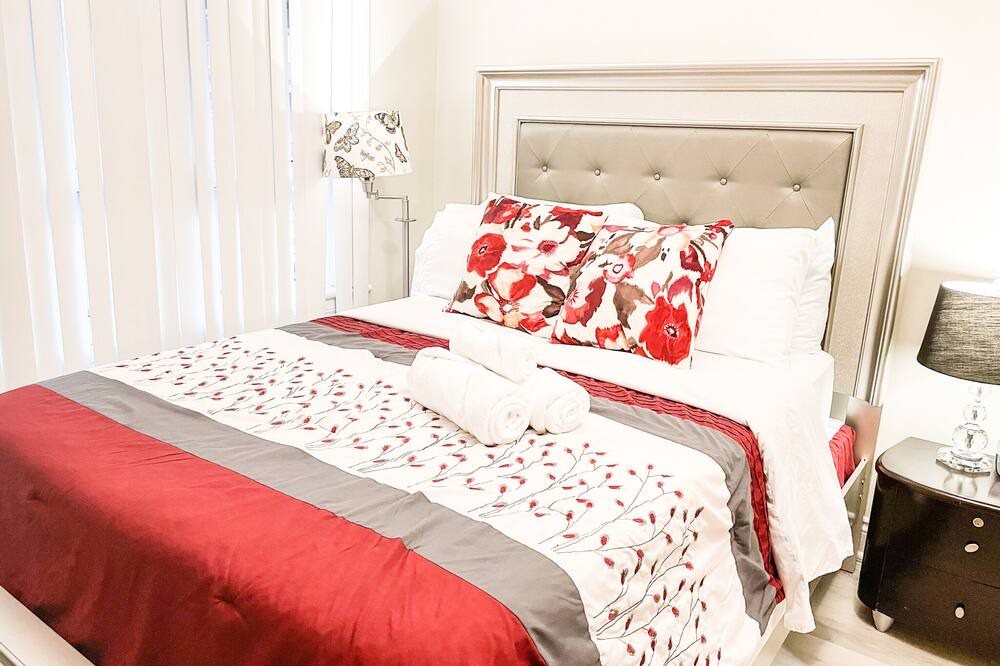 Photo of Bedroom in Hamilton