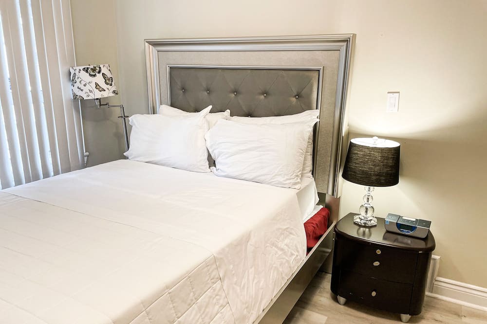 Photo of Bedroom in Hamilton