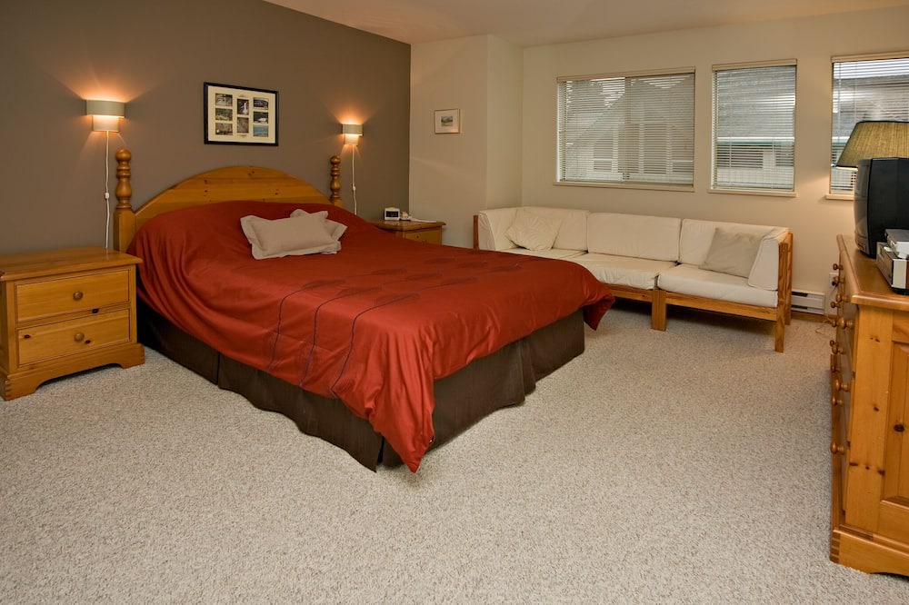 Photo of Bedroom in Village North