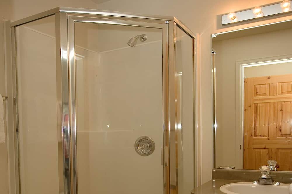 Photo of Bathroom in Village North