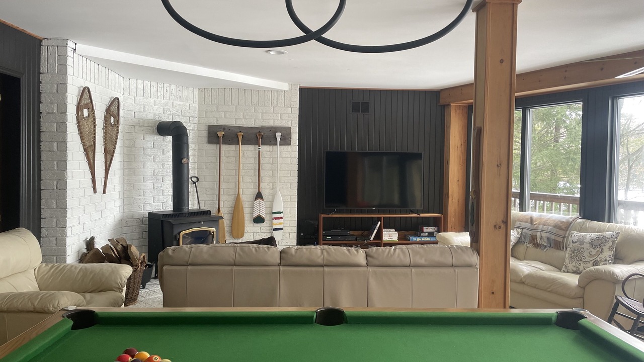 Photo of Bedroom in Muskoka Lakes