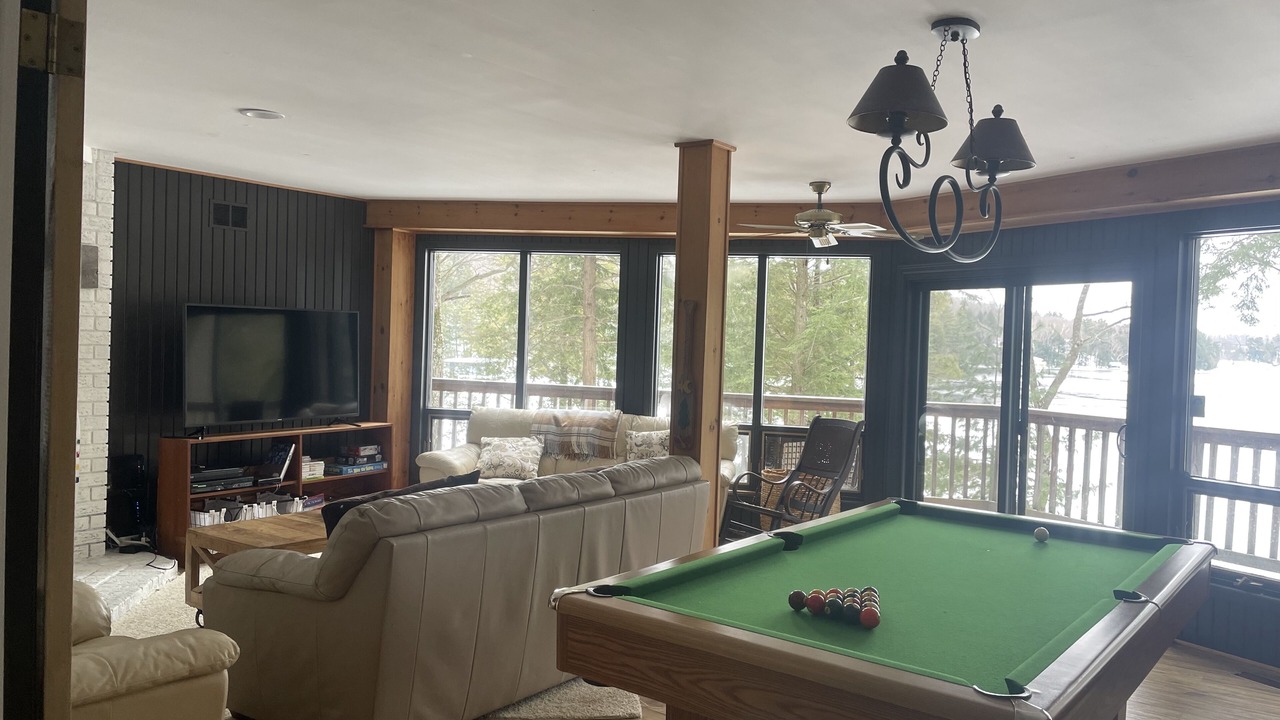 Photo of Bedroom in Muskoka Lakes