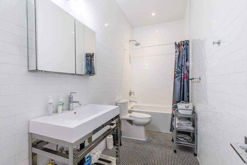 Photo of Bathroom in Kirkendall North
