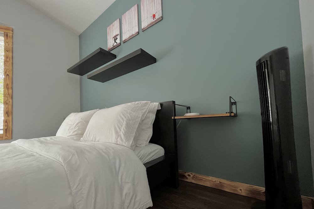 Photo of Bedroom in Mount Currie