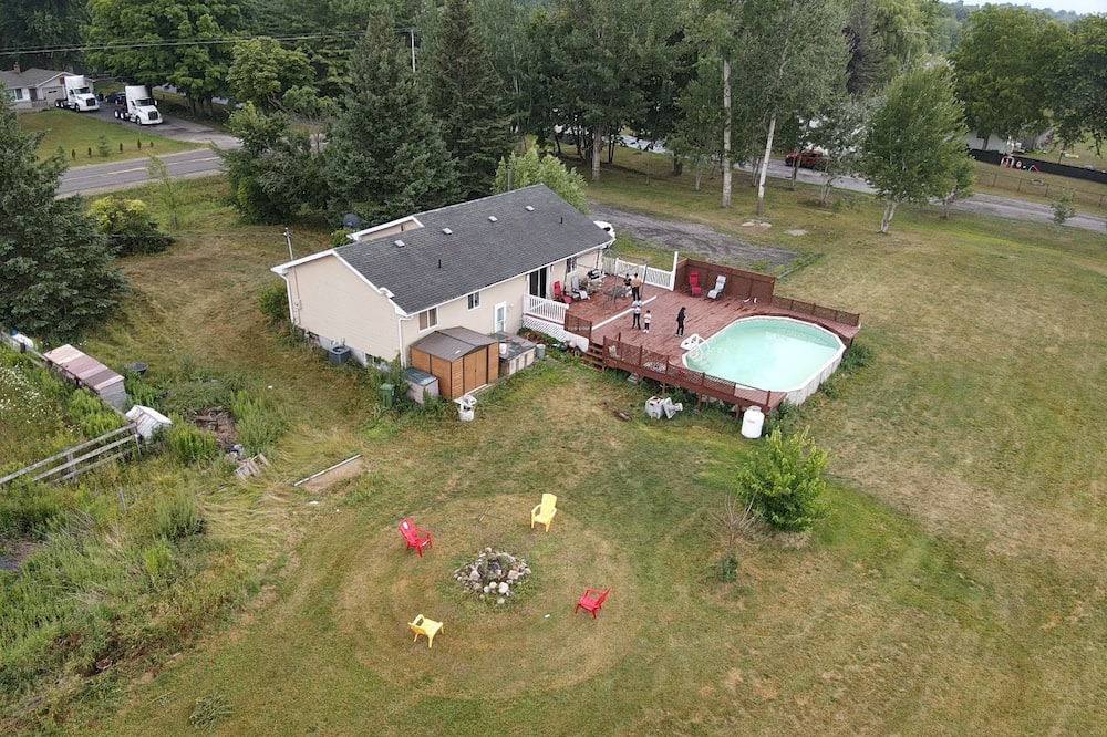 Photo of Outdoor in Hamilton