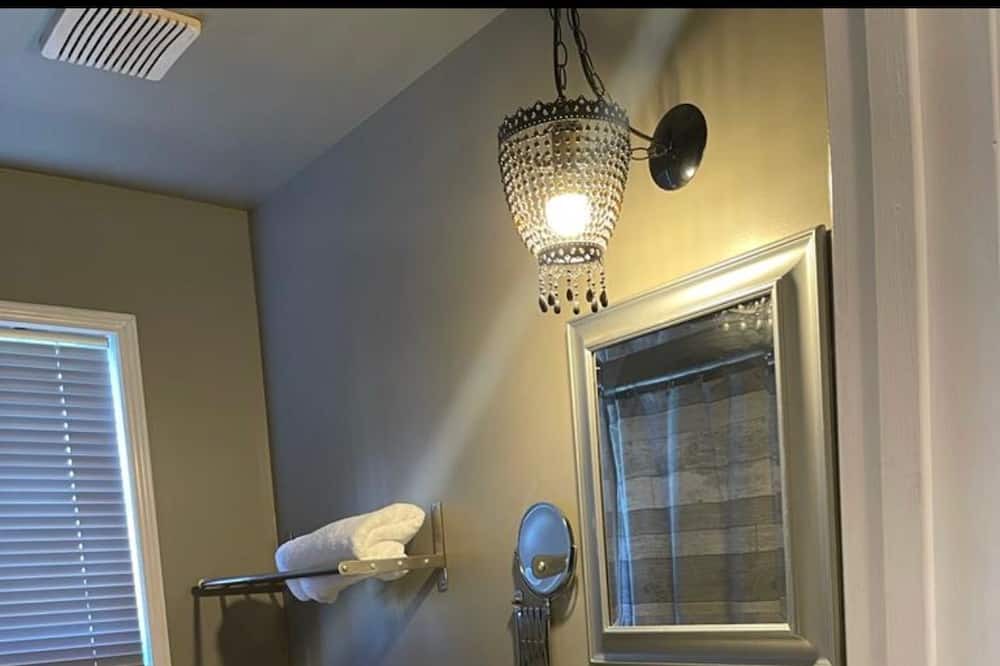 Photo of Bathroom in Hamilton