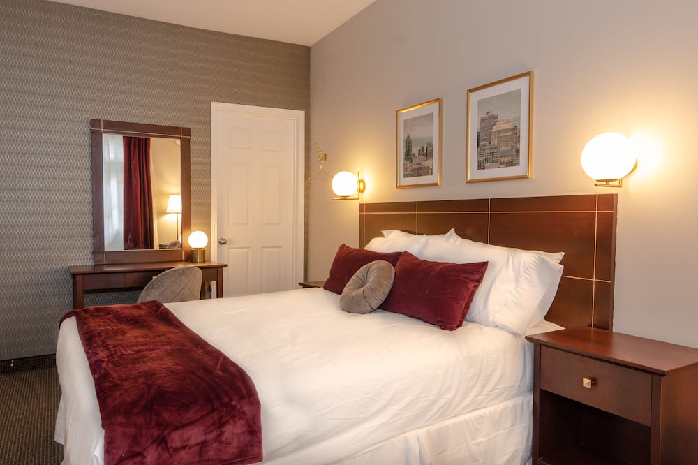 Photo of Bedroom in Gay Village