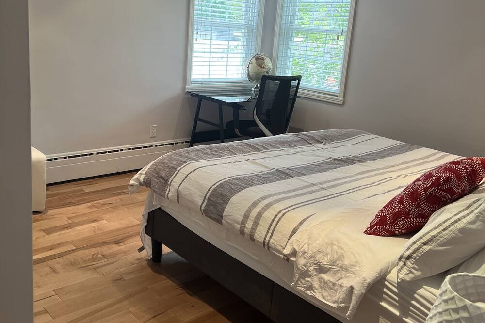 Photo of Bedroom in Cote-Saint-Paul