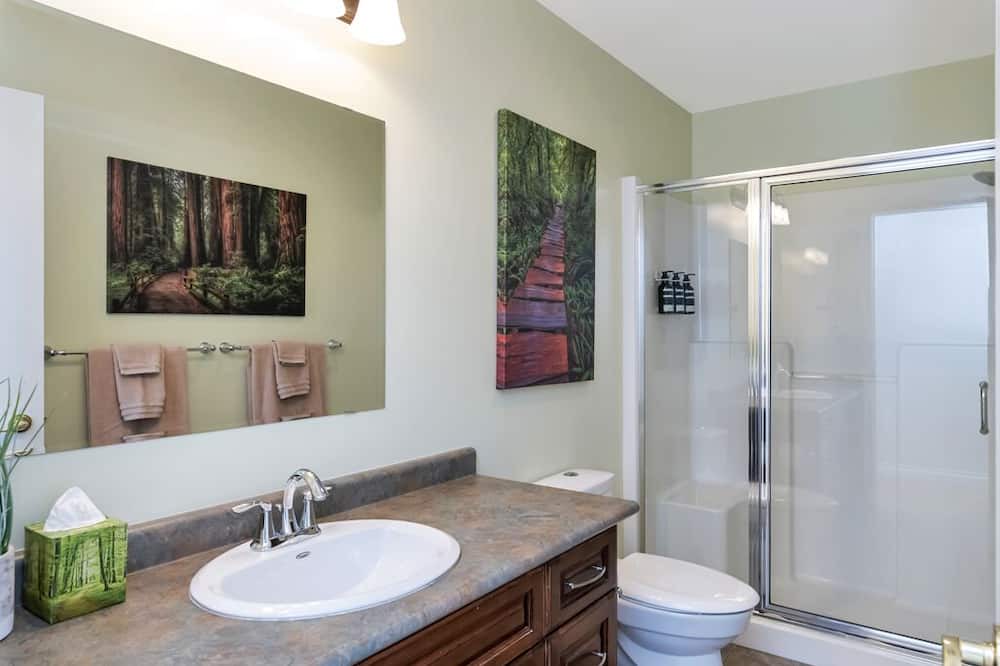 Photo of Bathroom in Crofton