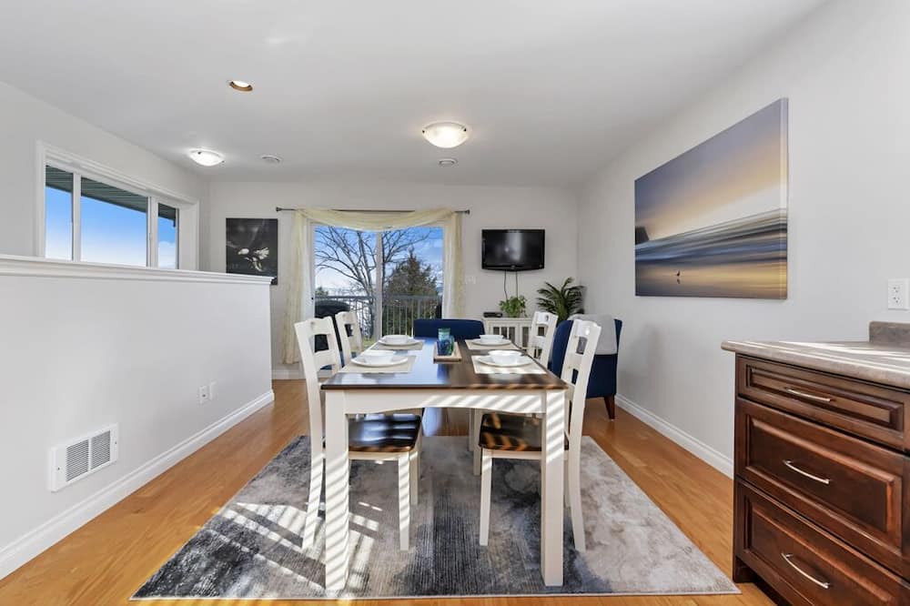 Photo of Kitchen in Crofton